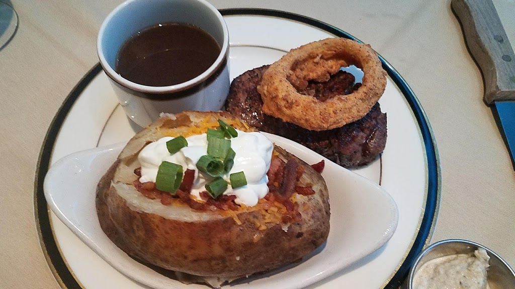 Eagleford Seafood & Steak | restaurant | 604 N Esplanade St #3606, Cuero, TX 77954, USA | 3615245033 OR +1 361-524-5033