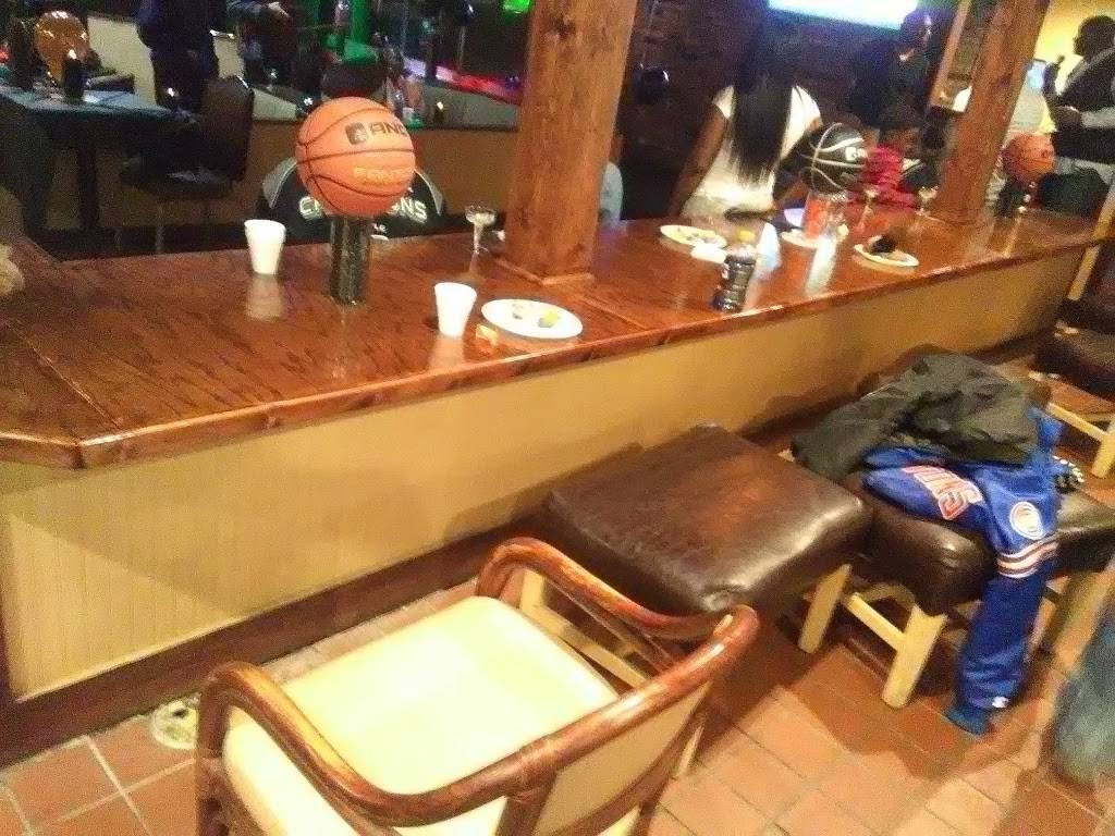 Chips Supper Club | restaurant | 4031 Richfield Rd, Flint, MI 48506, USA | 8108776290 OR +1 810-877-6290