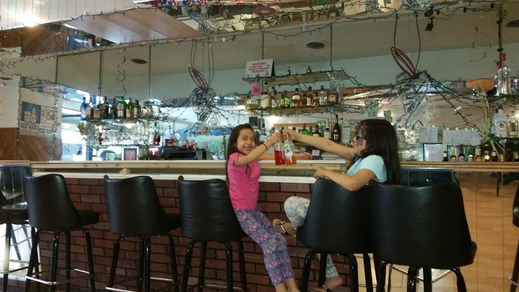 El Vigia | restaurant | 4124 W Armitage Ave, Chicago, IL 60639, USA | 7732521799 OR +1 773-252-1799