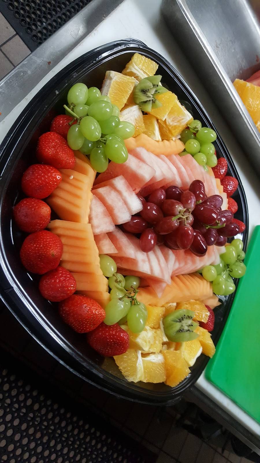 Leao Douro | restaurant | 920 A Dundas St E, Mississauga, ON L4Y 4B7, Canada | 9055665326 OR +1 905-566-5326