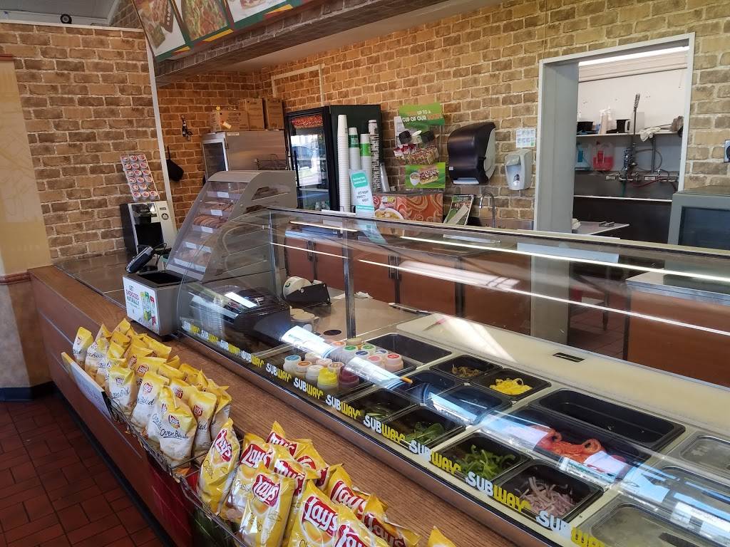 Subway Restaurants | restaurant | 1416 N Story Rd, Irving, TX 75061, USA | 9723130553 OR +1 972-313-0553