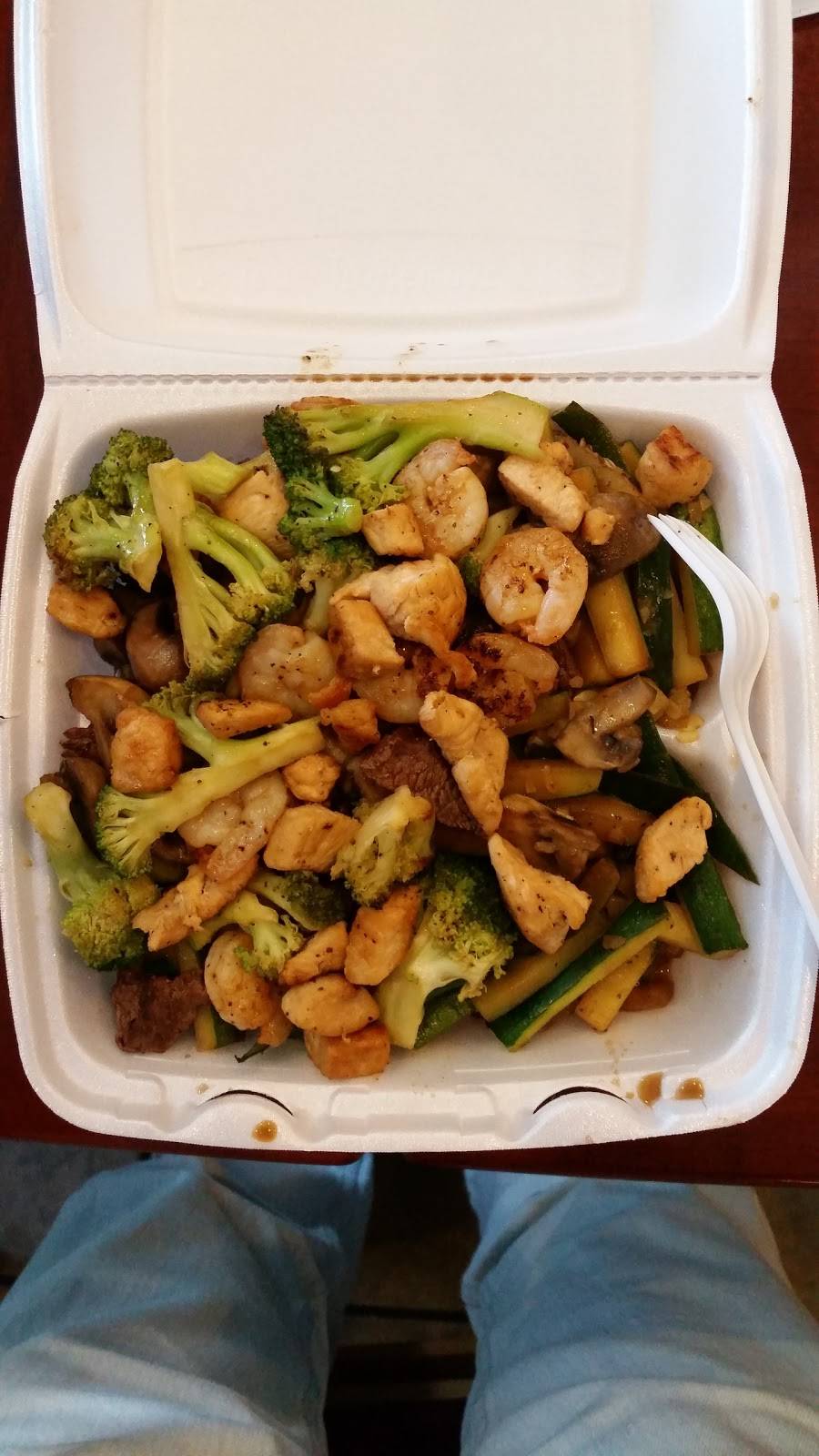 Hibachi Japan 10th Street | restaurant | 110 E 10th St, Greenville, NC 27858, USA | 2523648200 OR +1 252-364-8200