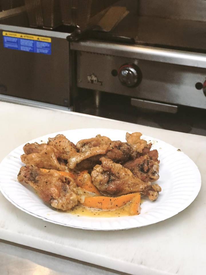 El Kiosko | restaurant | 236 S Clinton Ave, Trenton, NJ 08611, USA | 6093377962 OR +1 609-337-7962