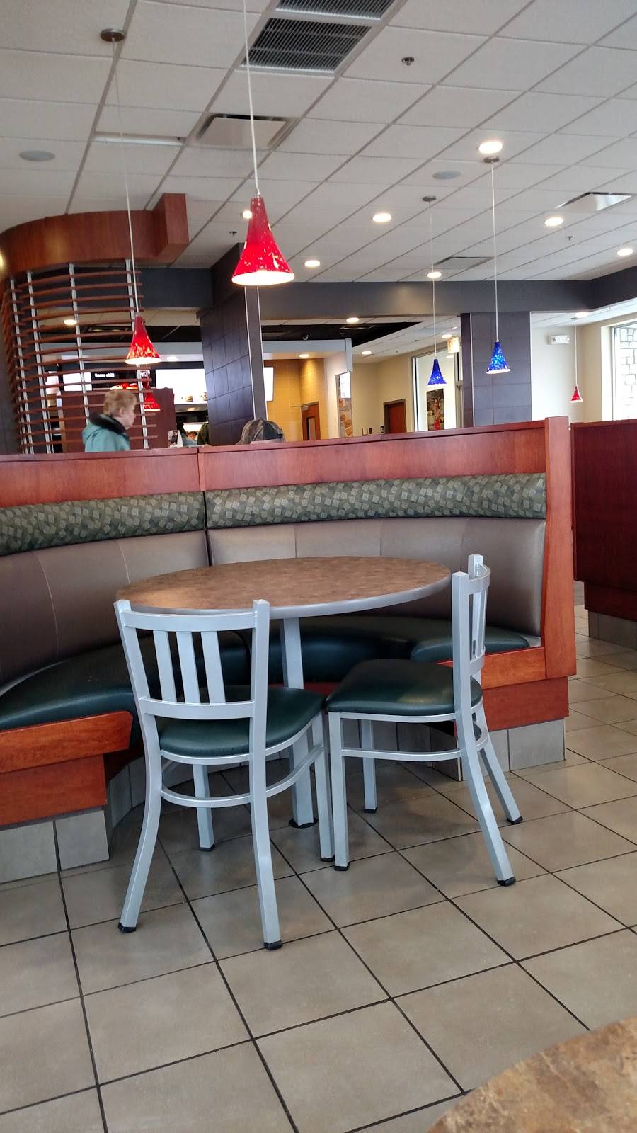 McDonalds | cafe | 31115 Vineyard Rd, Willowick, OH 44095, USA | 4409446019 OR +1 440-944-6019