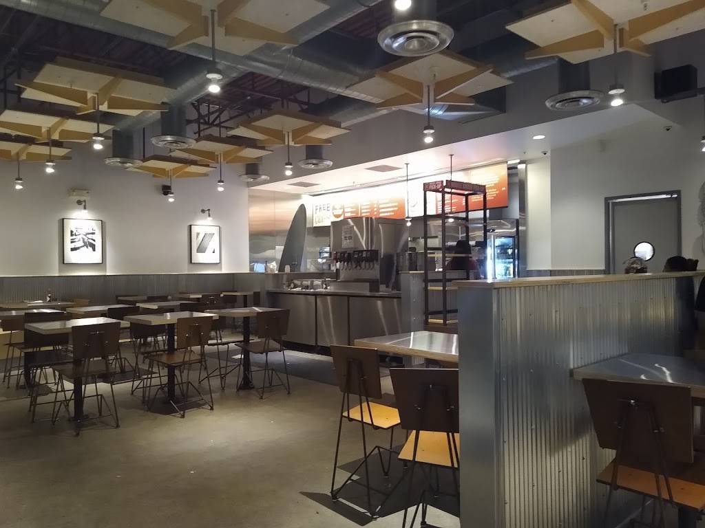 Chipotle Mexican Grill | restaurant | 13700 E Colfax Ave unit a, Aurora, CO 80011, USA | 3033442140 OR +1 303-344-2140
