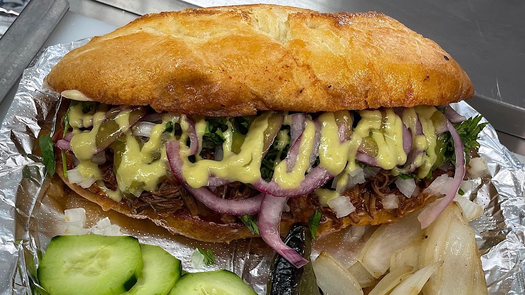 El Nayar Mexican Cuisine | restaurant | 825 W Center St, Provo, UT 84601, USA | 3852330351 OR +1 385-233-0351