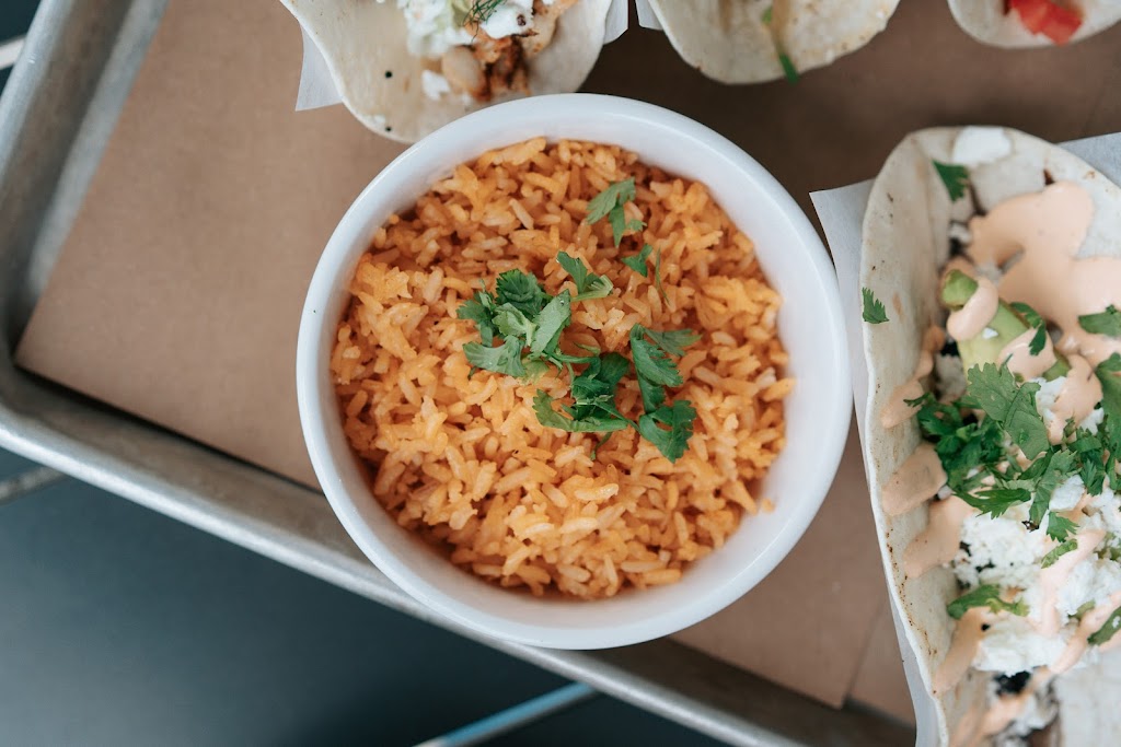 Con Quesos | Downtown Springdale | restaurant | 101 W Johnson Ave # D, Springdale, AR 72764, USA | 4793345241 OR +1 479-334-5241