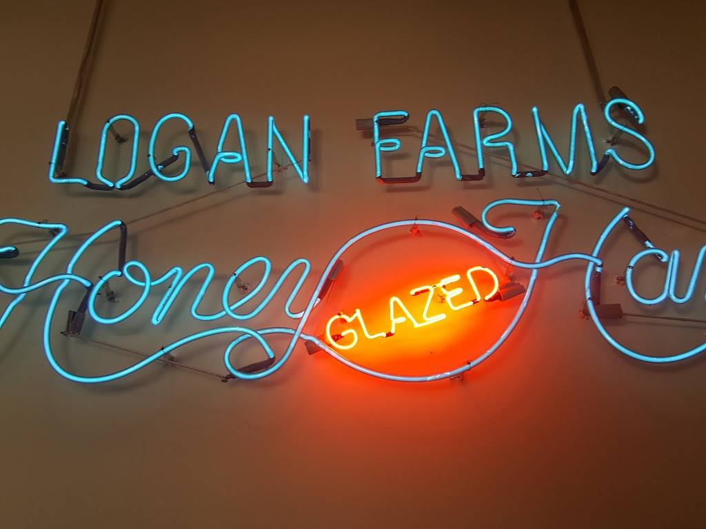 Logan Farms Honey Glazed Ham | restaurant | 1220 E Northside Dr Suite # 250, Jackson, MS 39211, USA | 6013664267 OR +1 601-366-4267