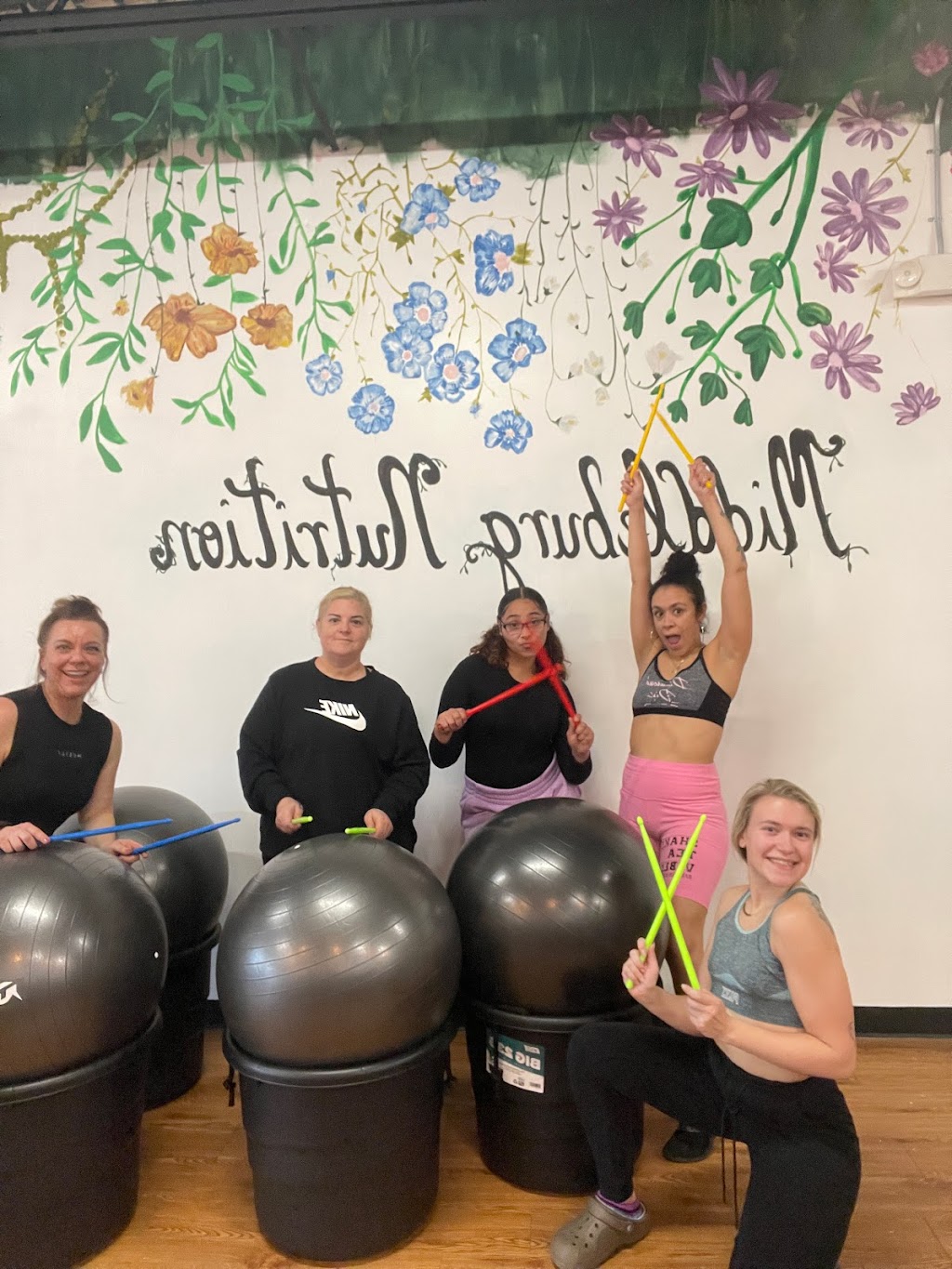 Middleburg Nutrition | restaurant | 15340 Bagley Rd, Cleveland, OH 44130, USA | 2165984110 OR +1 216-598-4110