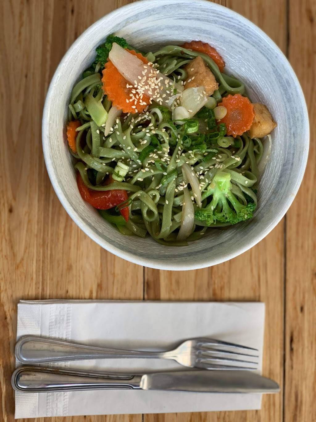 Racha Noodle Bar by Best Thai | restaurant | 88 Main St, Damariscotta, ME 04543, USA | 2075637788 OR +1 207-563-7788