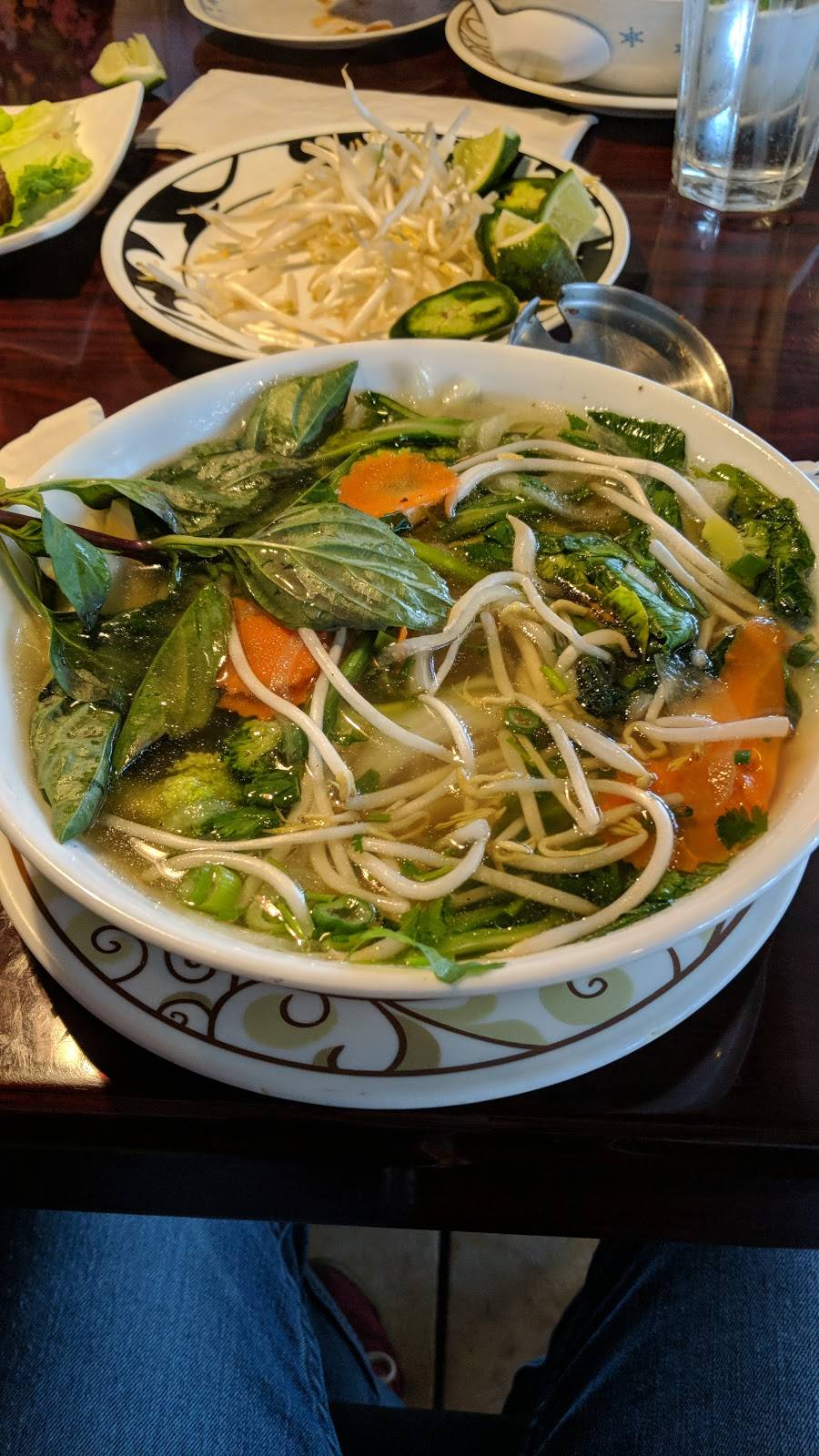 Saigon Restaurant | restaurant | 4706 West 38th Street, Indianapolis, IN 46254, USA | 3179277270 OR +1 317-927-7270