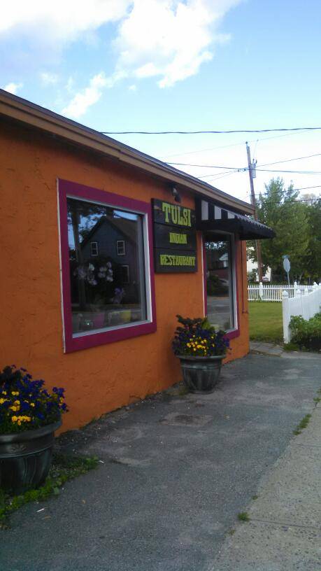 Tulsi Indian Restaurant | restaurant | 20 Walker St, Kittery, ME 03904, USA | 2074519511 OR +1 207-451-9511
