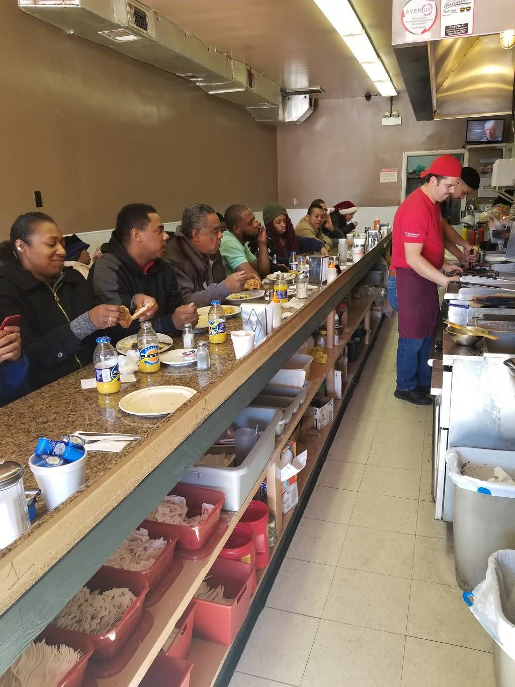 Joes Breakfast And Grill | restaurant | 1/2, 1156 W 51st St, Chicago, IL 60609, USA | 7735485123 OR +1 773-548-5123