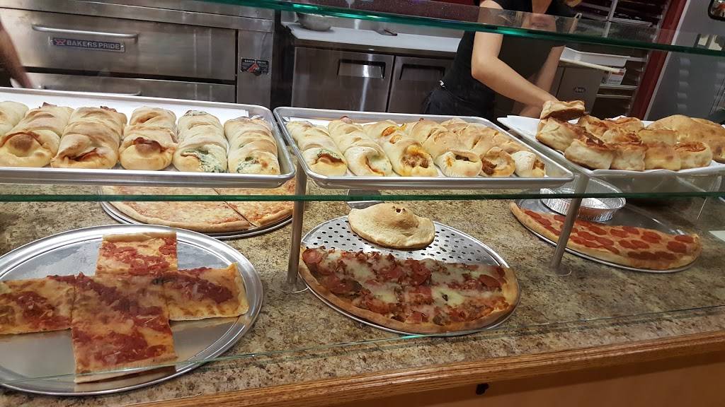 Colosseo Pizzeria & Restaurant | restaurant | 1100 El Jobean Rd #126, Port Charlotte, FL 33948, USA | 9417661413 OR +1 941-766-1413