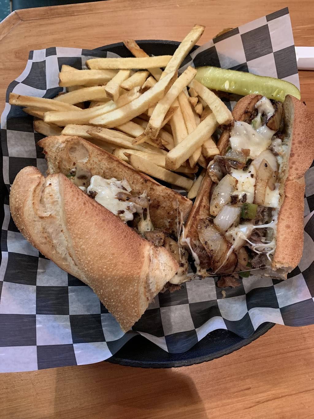 Slices on French | restaurant | 723 French St, Erie, PA 16501, USA | 8144561806 OR +1 814-456-1806