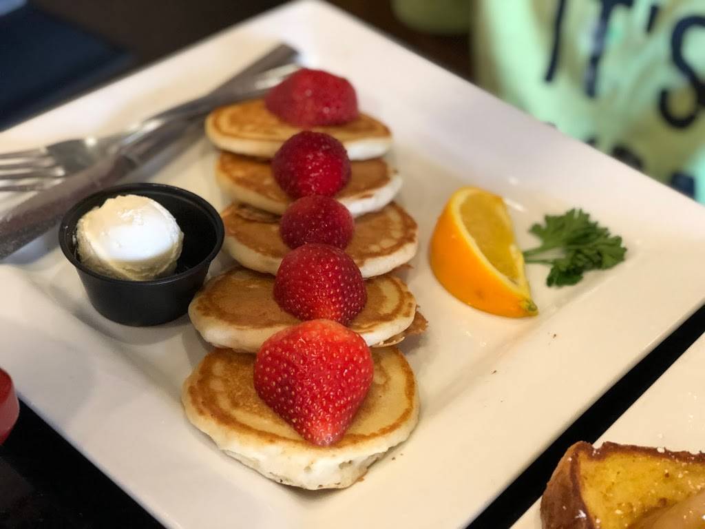 Kekes Breakfast Cafe | restaurant | 282 Moore Rd, Ocoee, FL 34761, USA | 4073959521 OR +1 407-395-9521