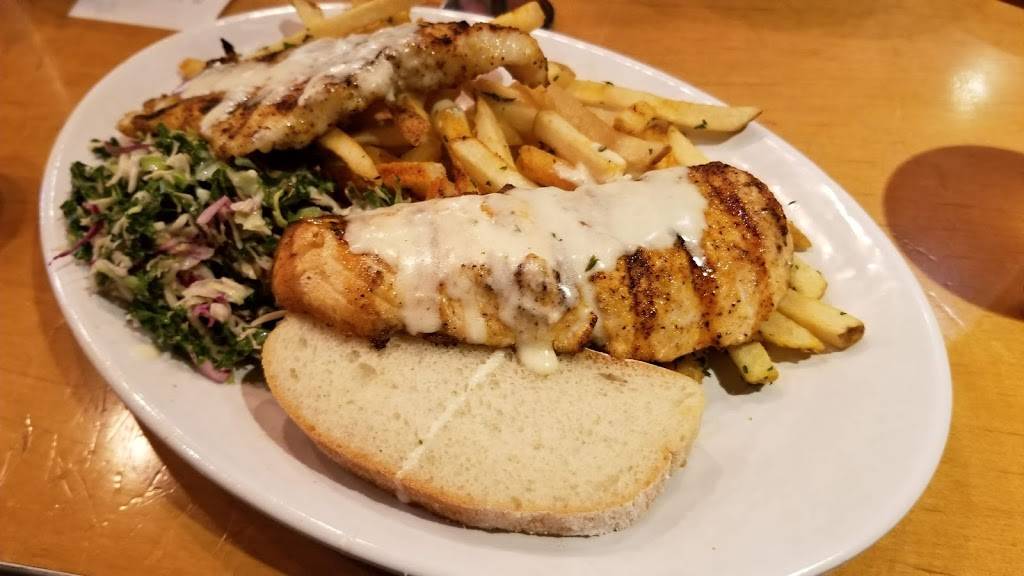 California Fish Grill | restaurant | 3988 Barranca Pkwy, Irvine, CA 92606, USA | 9496543838 OR +1 949-654-3838