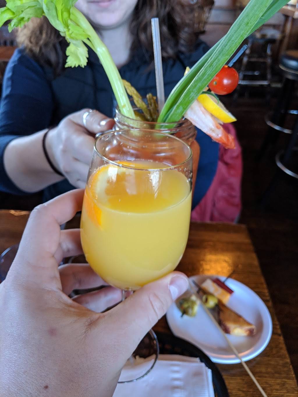 Sobelmans North Shore | restaurant | 10352 N Port Washington Rd, Mequon, WI 53092, USA | 2622369899 OR +1 262-236-9899