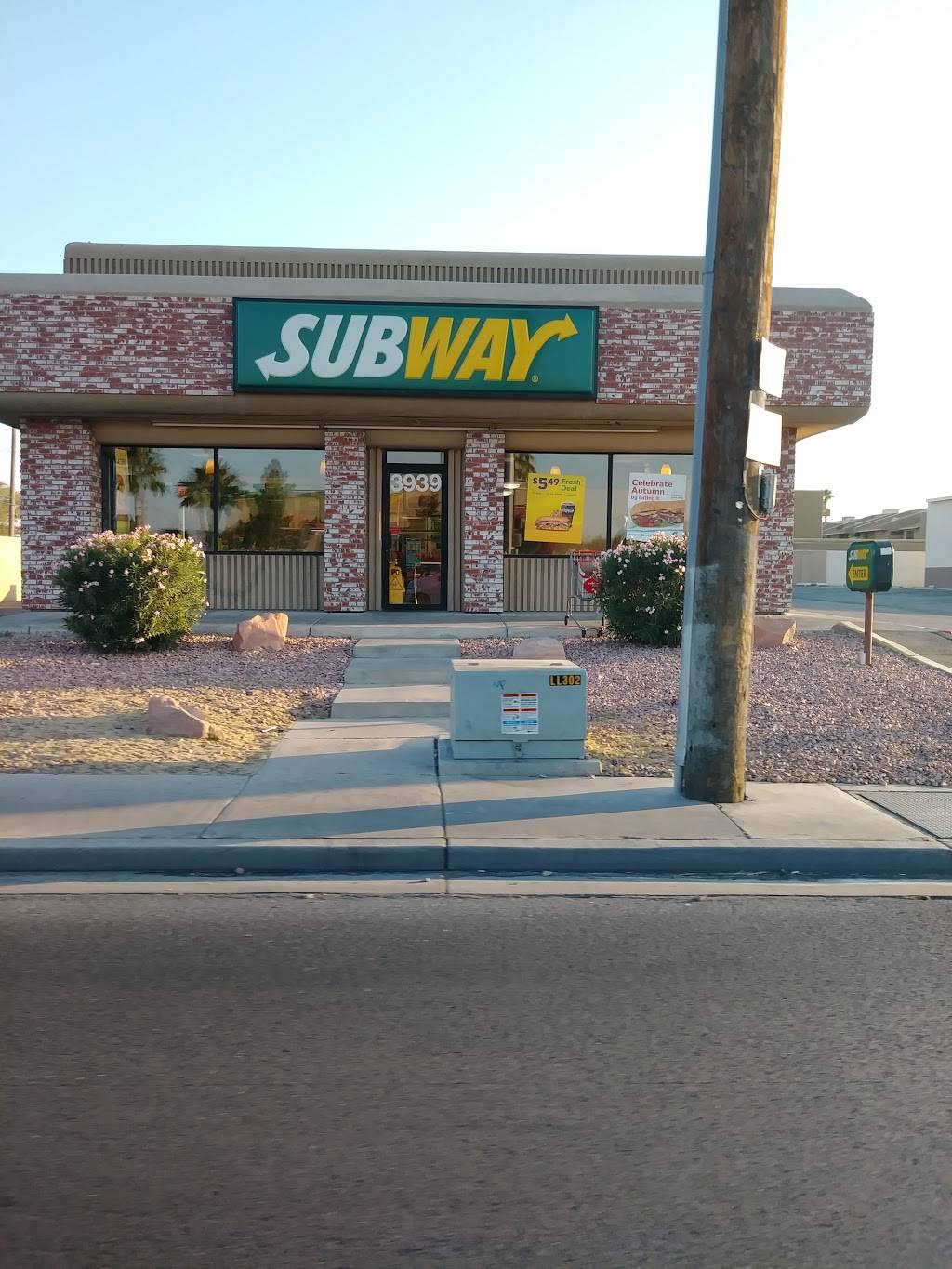 Subway | restaurant | 3939 E Lake Mead Blvd, Las Vegas, NV 89115, USA | 7023196688 OR +1 702-319-6688