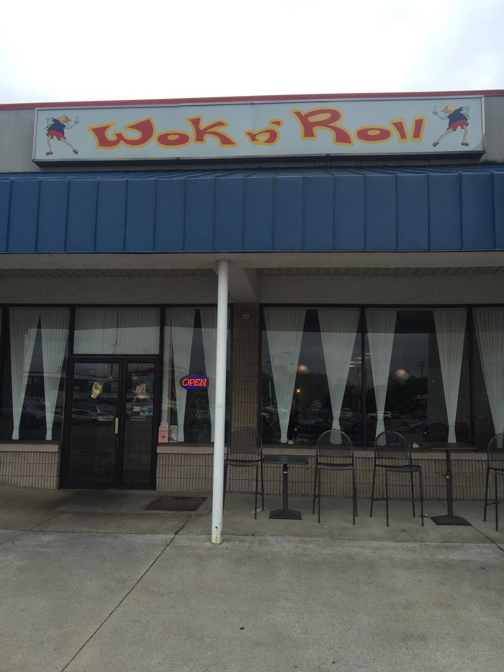Wok N Roll | restaurant | Ephrata Plaza, 363 N Reading Rd, Ephrata, PA 17522, USA | 7177386088 OR +1 717-738-6088