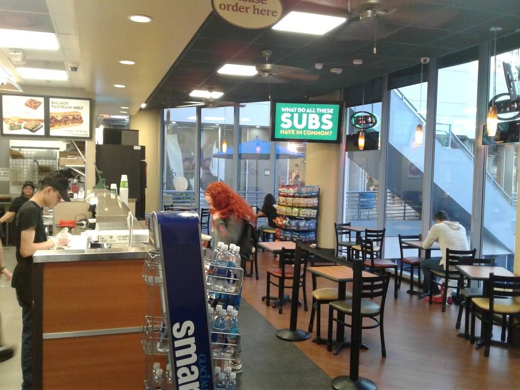 Subway Restaurants | restaurant | Galaxy, 7021 Hollywood Blvd #205, Los Angeles, CA 90028, USA | 3234634690 OR +1 323-463-4690