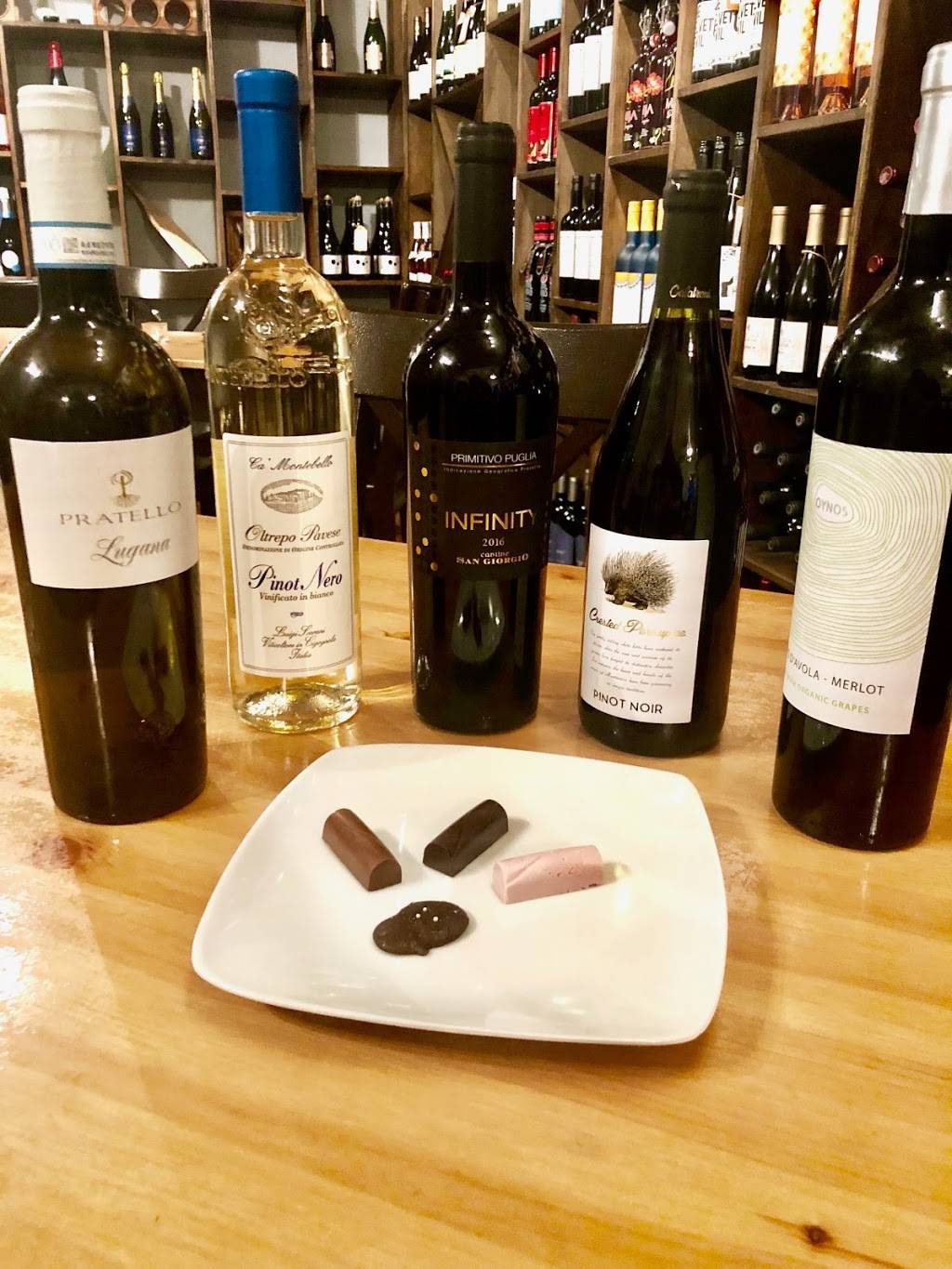 Wine & Tapas Bar | restaurant | 103 S Main St unit a, Summerville, SC 29483, USA | 8437711131 OR +1 843-771-1131