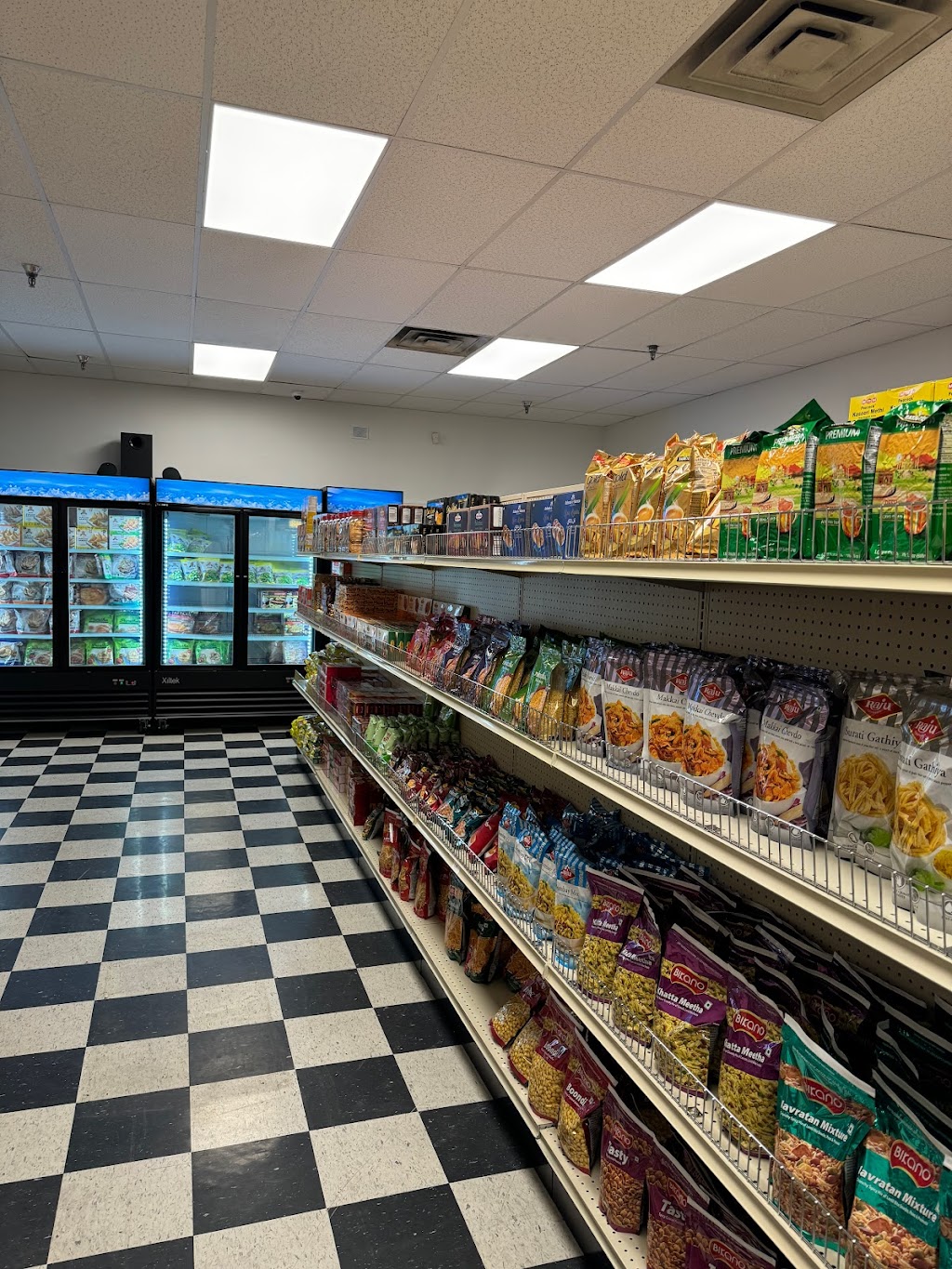 Desi Grocery | restaurant | 45315 Alton Ln #16062, California, MD 20619, USA | 2406631727 OR +1 240-663-1727