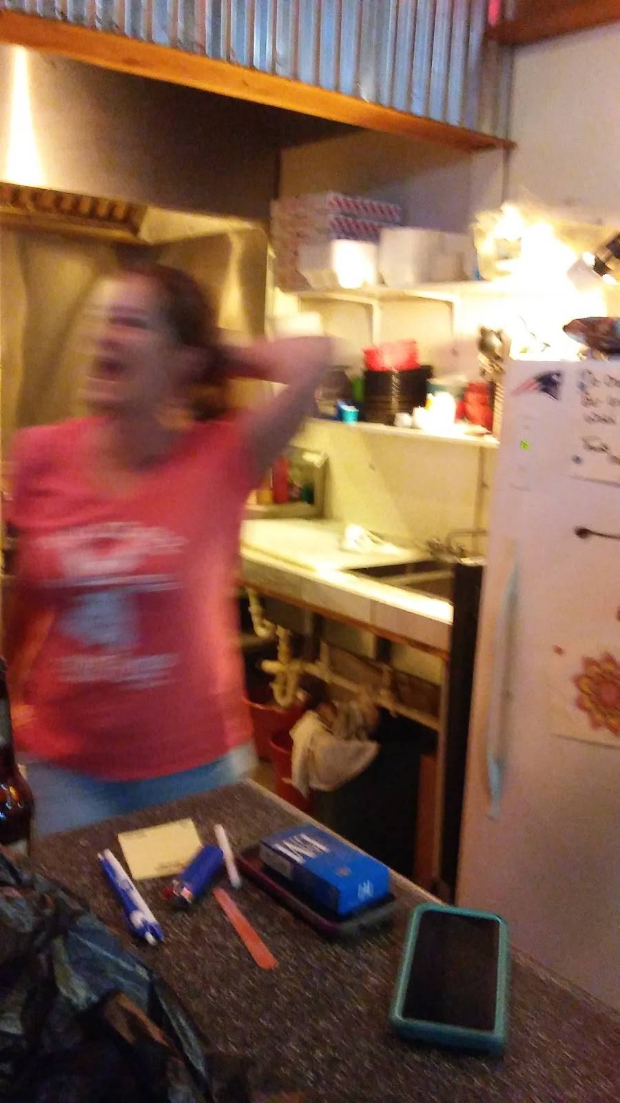 Tucks Place | restaurant | 102 Depot St, Columbia, TN 38401, USA | 9319819618 OR +1 931-981-9618