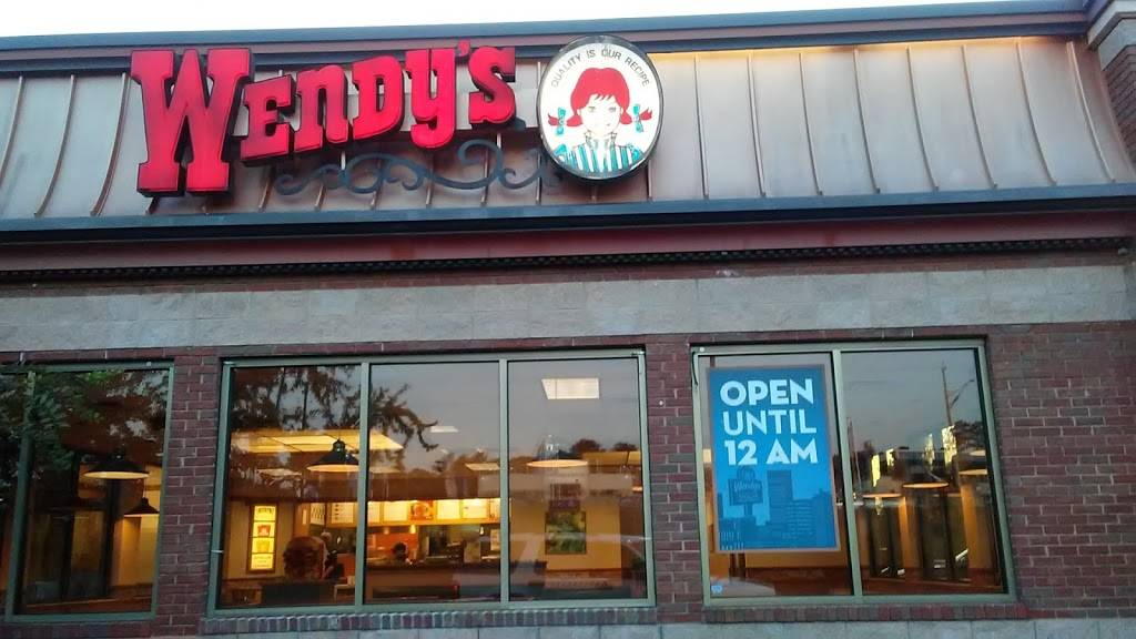 Wendys | restaurant | 800 Academy Dr, Bessemer, AL 35022, USA | 2054253378 OR +1 205-425-3378