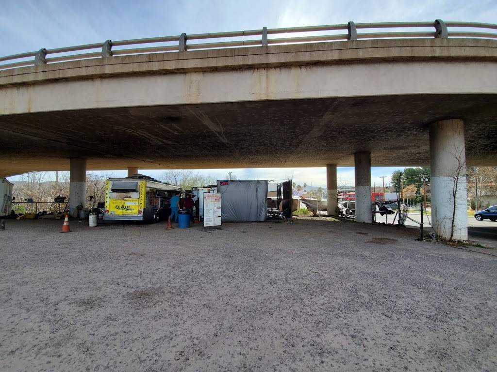 El Rio Mexican Food Truck | restaurant | 970 N Grand Ave, Nogales, AZ 85621, USA | 5203139066 OR +1 520-313-9066