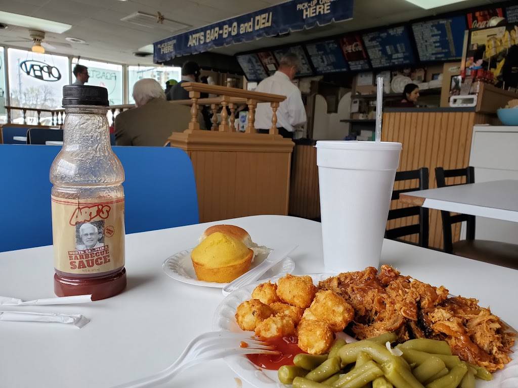 Arts Barbecue & Deli | restaurant | 900 E Morehead St #2811, Charlotte, NC 28204, USA | 7043349424 OR +1 704-334-9424