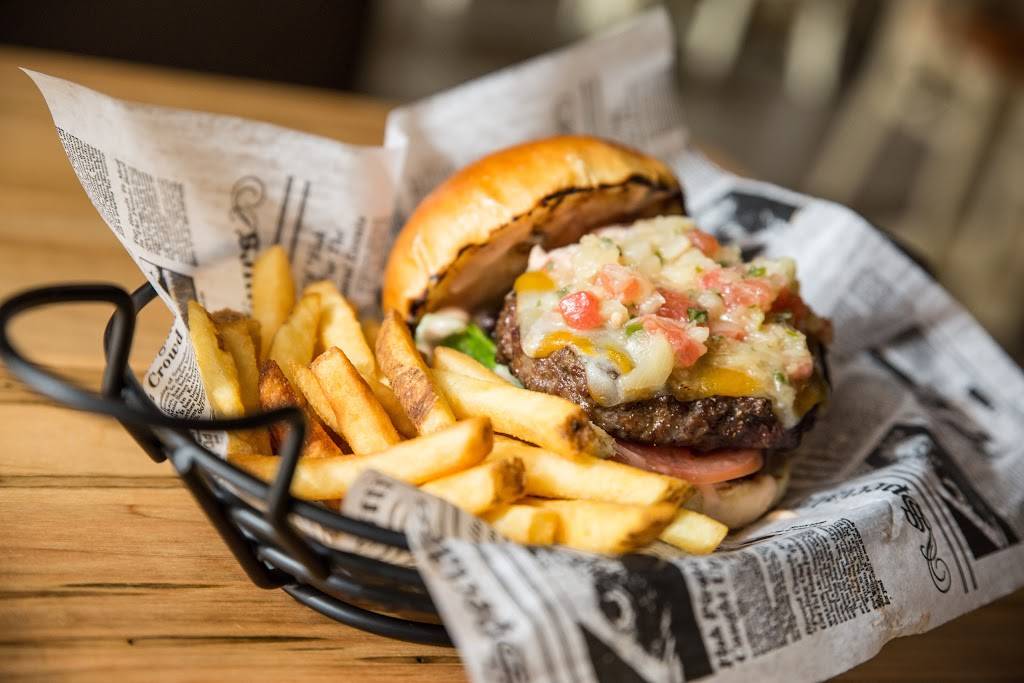 Moods Eatery & Cafe | restaurant | 372 Iroquois Shore Rd, Oakville, ON L6H 1M4, Canada | 4379924545 OR +1 437-992-4545