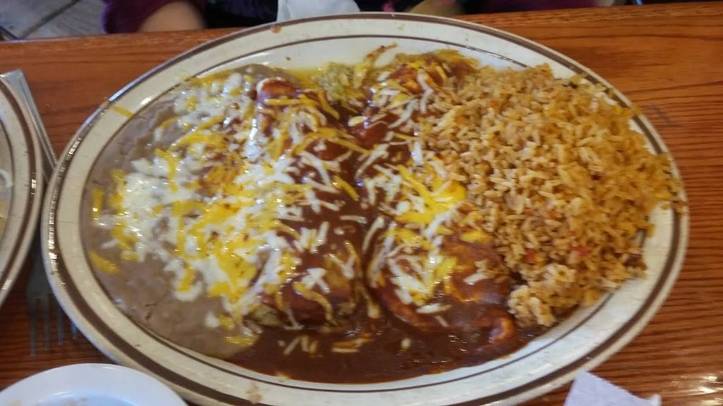 Super Mex | restaurant | 19684 Beach Blvd, Huntington Beach, CA 92648, USA | 7149641828 OR +1 714-964-1828