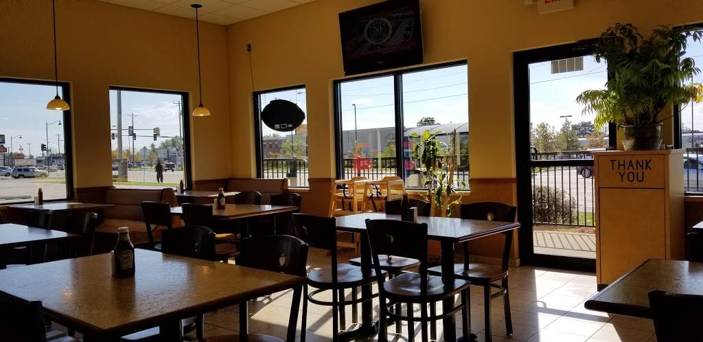 Uncle Petes | restaurant | 3629 Avenue of the Cities, Moline, IL 61265, USA | 3097626877 OR +1 309-762-6877