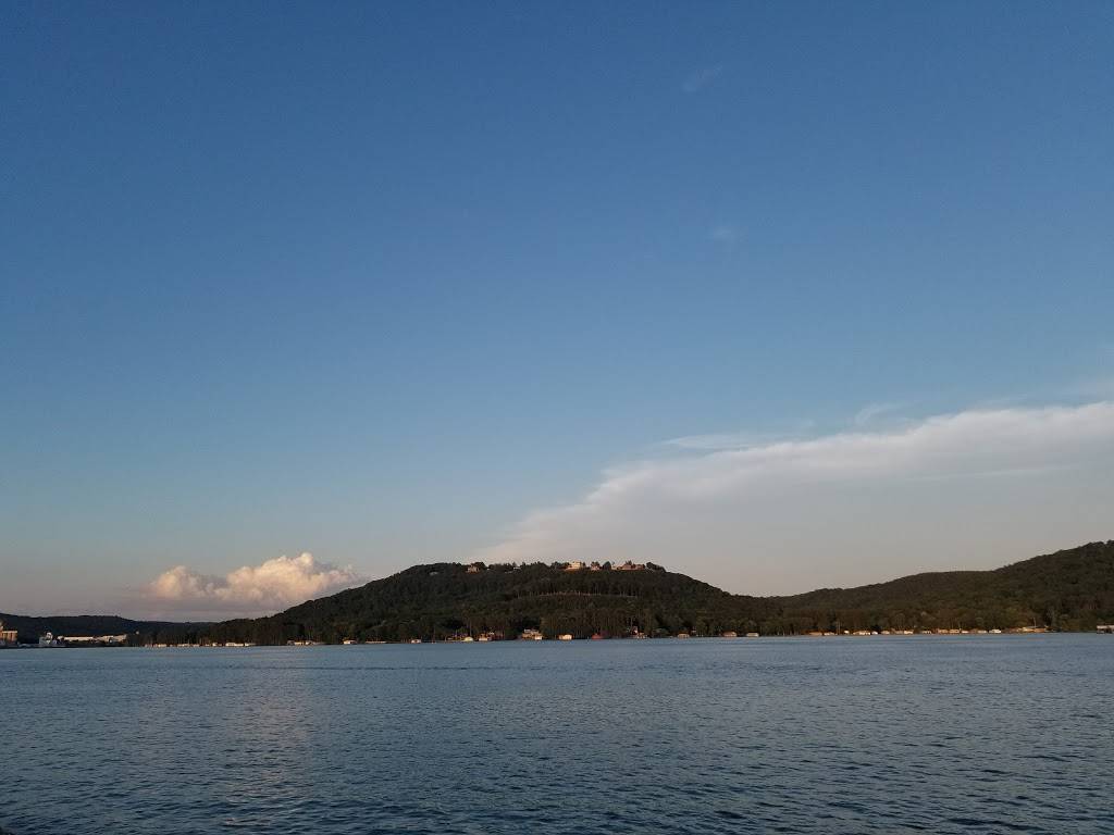 Subway | restaurant | 2033 Gunter Ave, Guntersville, AL 35976, USA | 2565822035 OR +1 256-582-2035