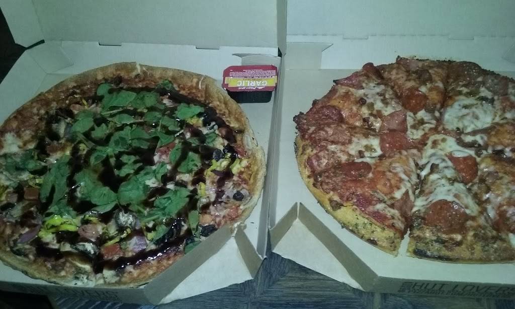 Pizza Hut | meal takeaway | 5701 Western Ave, Knoxville, TN 37921, USA | 8655586200 OR +1 865-558-6200