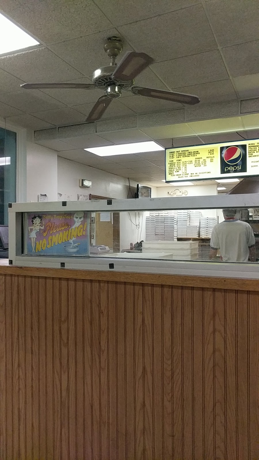 Pizza Shuttle Delivers | meal delivery | 1800 Claflin Rd Suite 120, Manhattan, KS 66502, USA | 7857765577 OR +1 785-776-5577