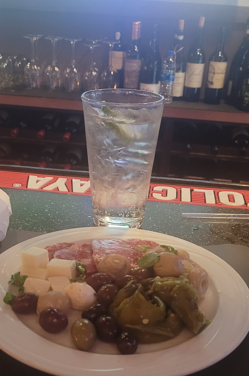 Hangar 21 Tavern | restaurant | 21 Union Ave, Lakehurst, NJ 08733, USA | 7326577000 OR +1 732-657-7000