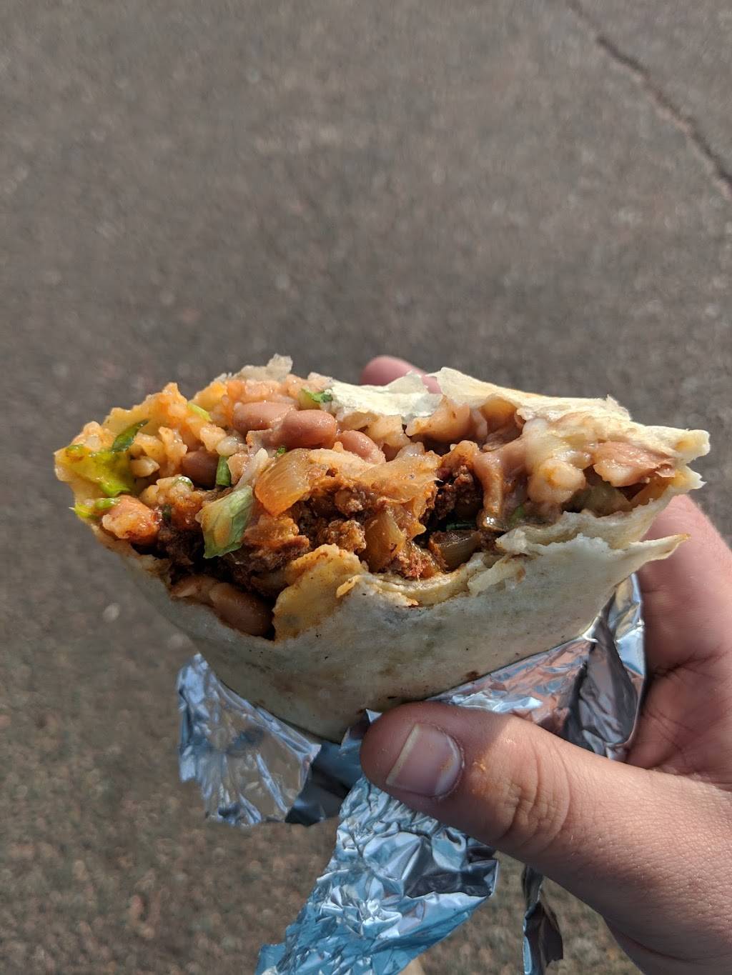 Taqueria El Indio | restaurant | 21260 Royal Ave, Hayward, CA 94541, USA | 5106101295 OR +1 510-610-1295