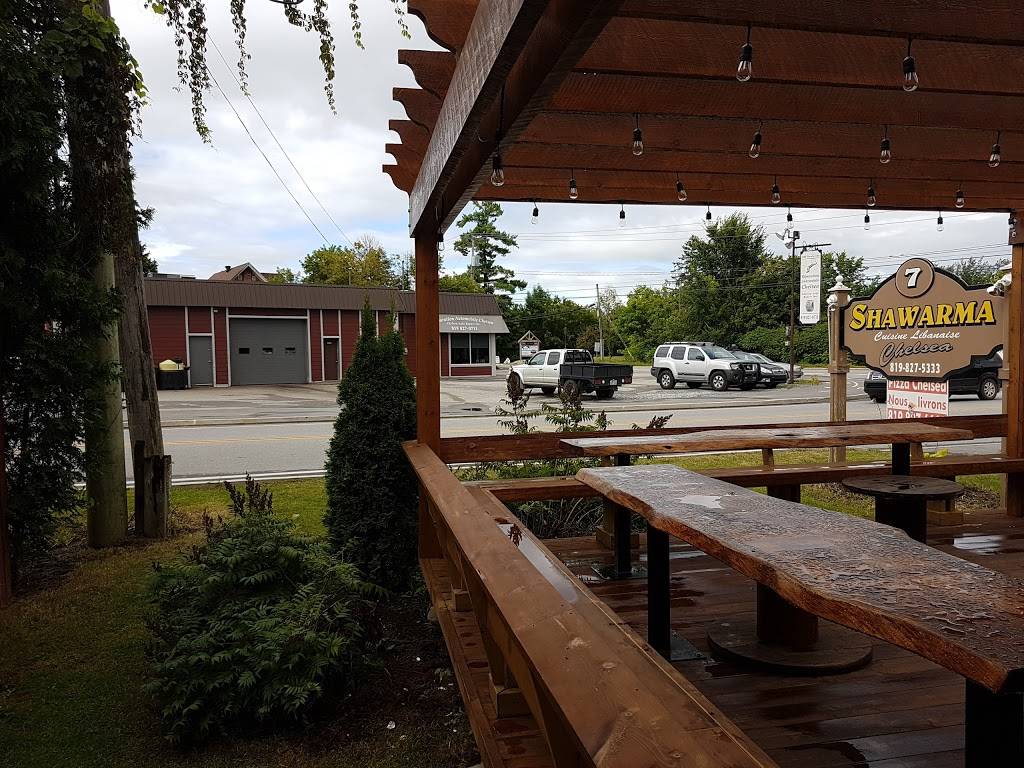 Shawarma Chelsea | restaurant | 7 Chemin Old Chelsea, Chelsea, QC J9B 1K1, Canada | 8198275333 OR +1 819-827-5333