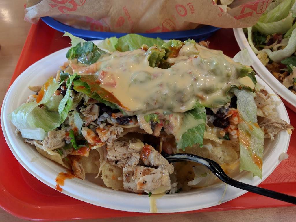 Izzos Illegal Burrito - Magazine St. | restaurant | 4041 Magazine St, New Orleans, LA 70115, USA | 5043022619 OR +1 504-302-2619