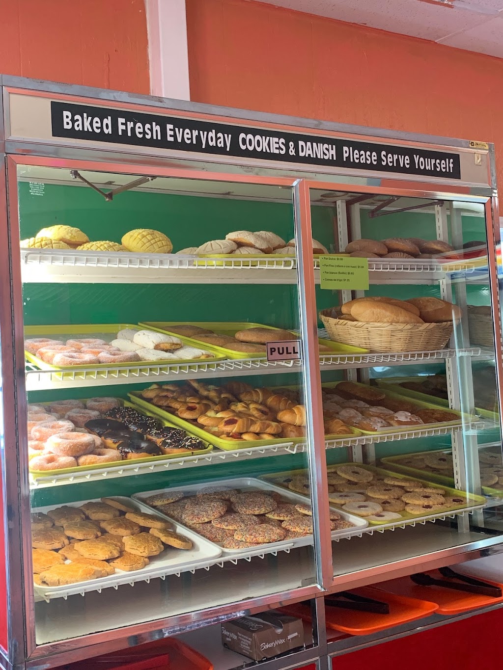 Padillas Restaurant | restaurant | 2709 Lincoln Ave, Fort Worth, TX 76164, USA | 8177244301 OR +1 817-724-4301