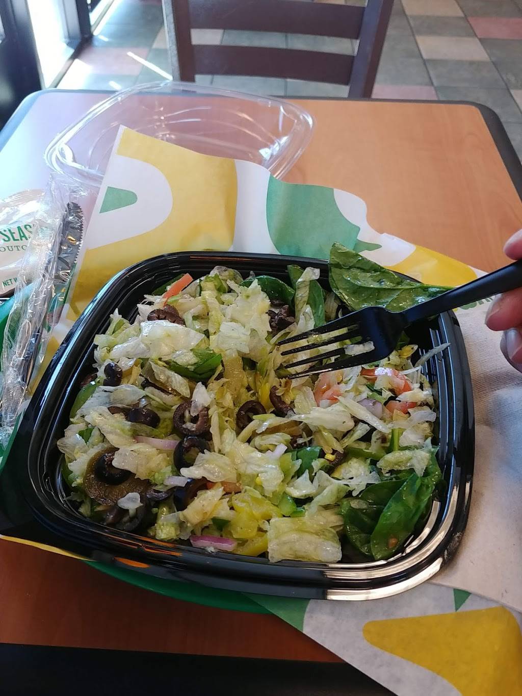 Subway | meal takeaway | 1610 N 36th St Suite B101, Phoenix, AZ 85008, USA | 6022755585 OR +1 602-275-5585