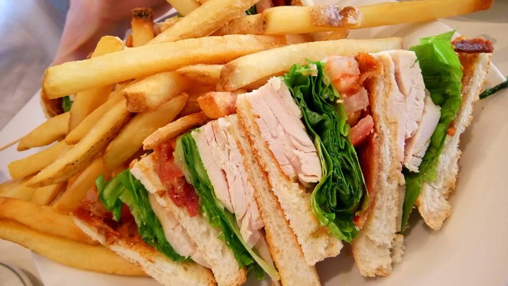 Riverview Diner | restaurant | 1420 SE River Rd, Montgomery, IL 60538, USA | 6308593737 OR +1 630-859-3737