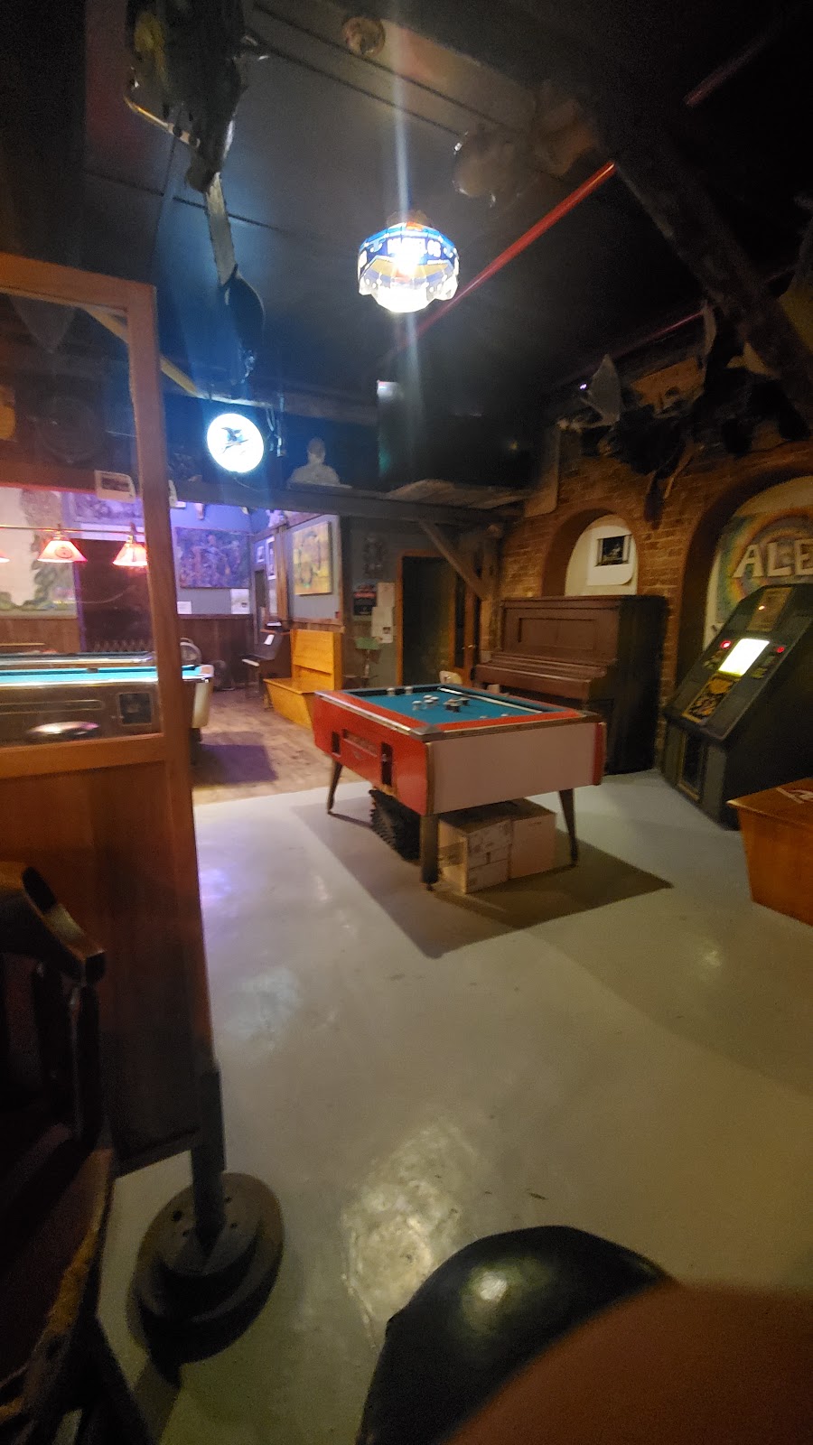 Alexs College Spot | restaurant | 23 N Main St, Alfred, NY 14802, USA | 6075878895 OR +1 607-587-8895