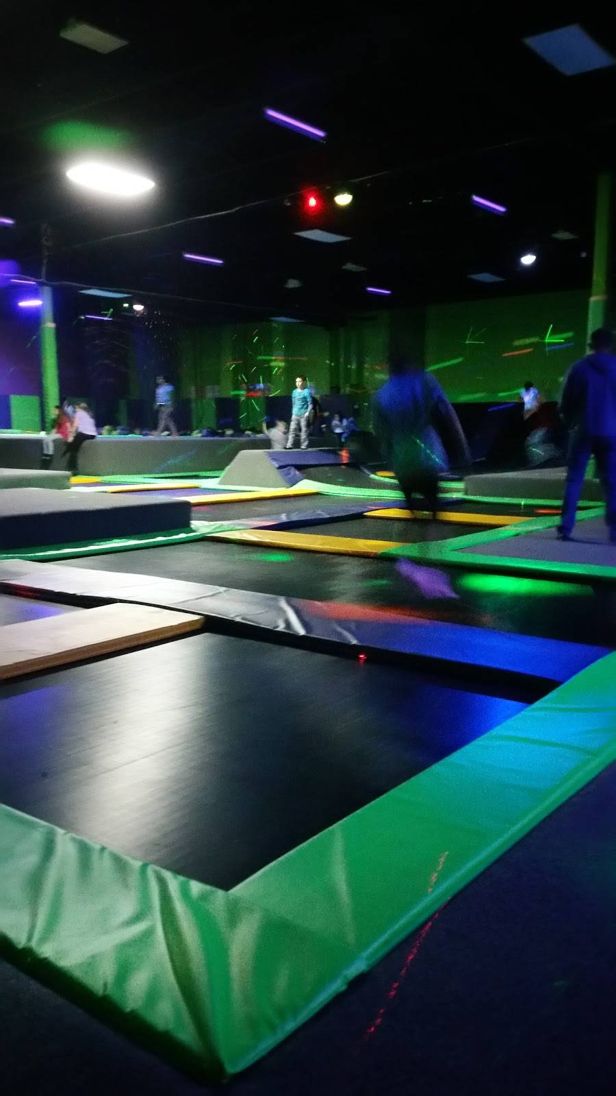 Subway | restaurant | 7214 Pearl Rd, Middleburg Heights, OH 44130, USA | 4408427827 OR +1 440-842-7827