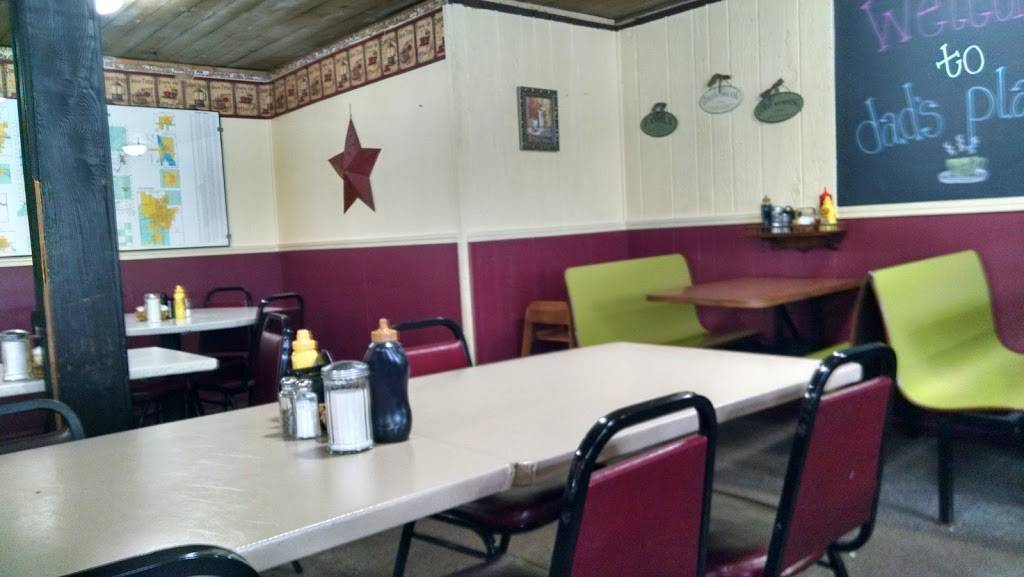 Dads Place | restaurant | 1104 3rd St, Three Rivers, MI 49093, USA | 2692797175 OR +1 269-279-7175