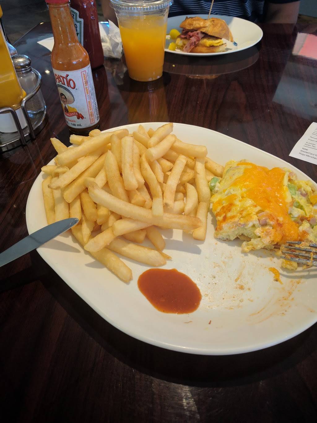 Johnnys Burgers | restaurant | 2029 E First St, Santa Ana, CA 92705, USA | 7145436078 OR +1 714-543-6078