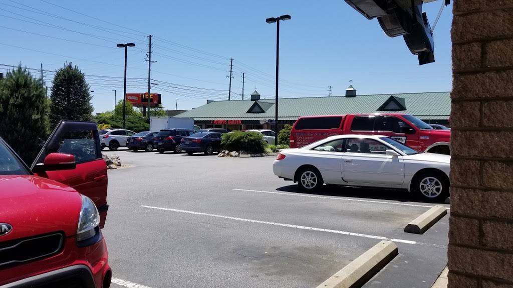 Subway | restaurant | 140 Airport Rd, Arden, NC 28704, USA | 8286845441 OR +1 828-684-5441