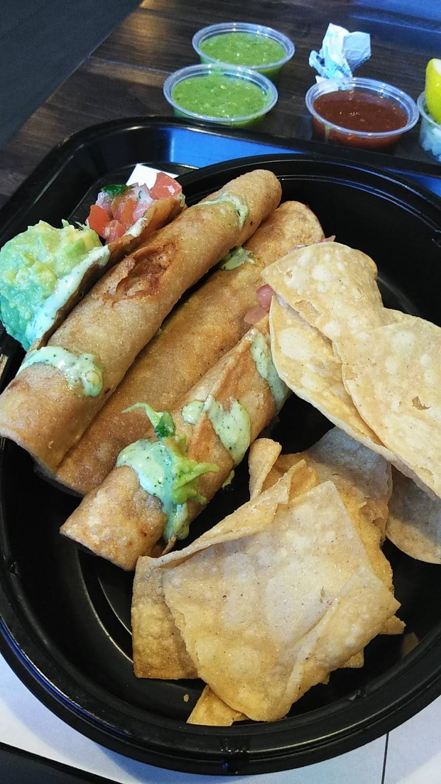 El Pollo Loco | restaurant | 1939 Verdugo Blvd, La Cañada Flintridge, CA 91011, USA | 8189522743 OR +1 818-952-2743